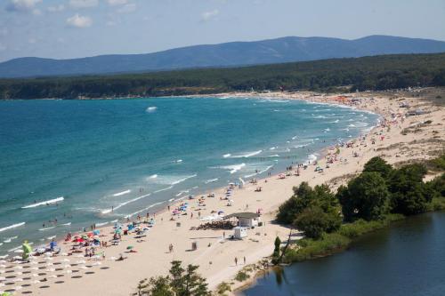 Gallery image of Perla Royal Hotel - All Inclusive in Primorsko
