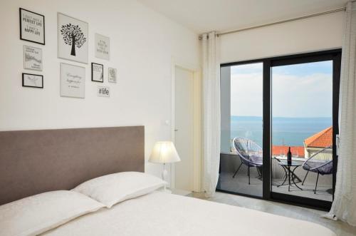 Villa Grace a luxury villa in Makarska, heated pool