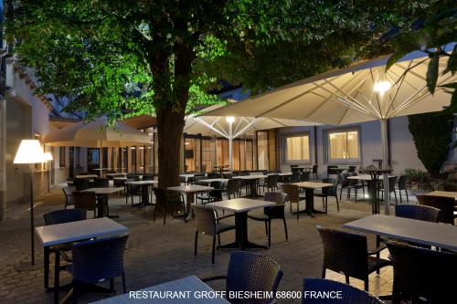Restaurace v ubytování Aux Deux Clefs Hostellerie Groff