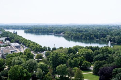 a view of a river from a tower at Hotel Charlton in Hannover