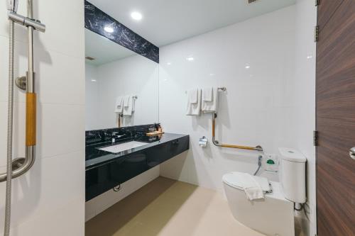 Koupelna v ubytování Civilize Hotel