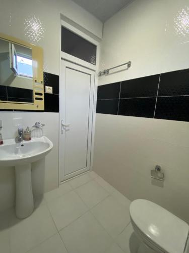 Phòng tắm tại Beliy Dom
