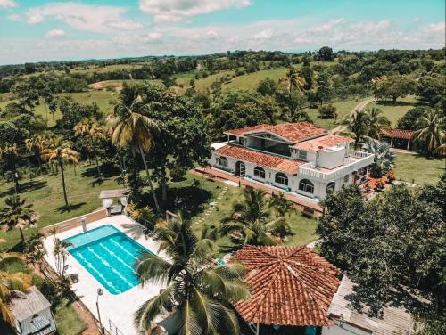 Amaranthus Hotel