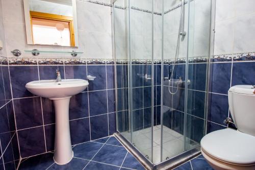Koupelna v ubytování Tayfun Apart Hotel