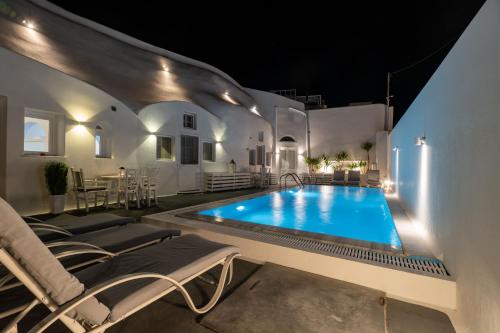 Gallery image of Cally Cave House in Fira