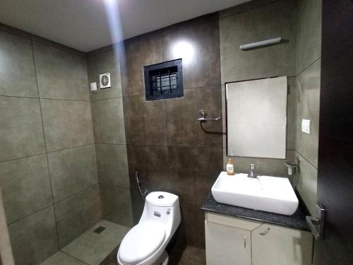 Ένα μπάνιο στο Vintage Garden Resort