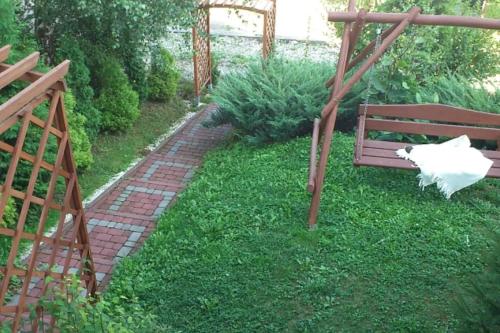 Κήπος έξω από το Agroturystyka Janiczek Tuchów