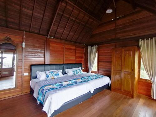 Flower Hill Villa Bali ‘Villa Bukit Berbunga Bali’