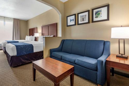 Khu vực ghế ngồi tại Comfort Suites Waco Near University Area