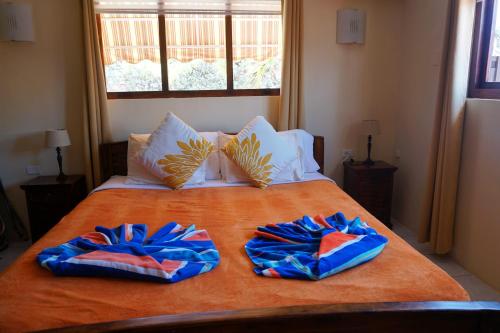  Cariñas Studio Apartments -  Room  picture :   Tea/Coffee maker    Shower    Safety deposit box                           