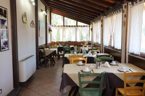 Εστιατόριο ή άλλο μέρος για φαγητό στο Hotel Alle Pendici