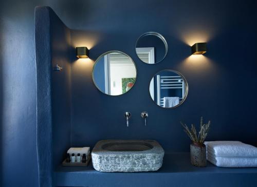 Imagen de la galería de Aeolis Tinos Suites, en Tinos