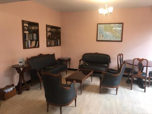 Χώρος καθιστικού στο La Bergerac Boutique Hotel