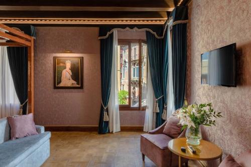 Hotel Donà Palace Image