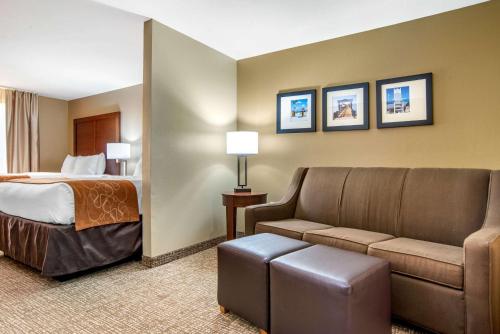 Gallery image of Comfort Suites Gulfport in Gulfport