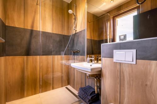 Phòng tắm tại Urbio Private Suites