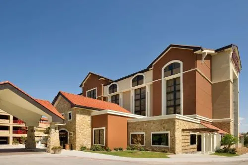 Drury Plaza Hotel San Antonio Airport in San Antonio