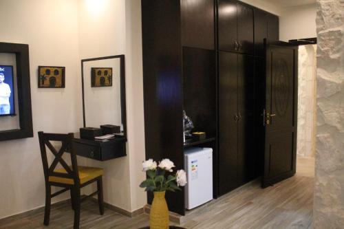 Φωτογραφία από το άλμπουμ του Mount Nebo Hotel & Restaurant Madaba City Center σε Madaba