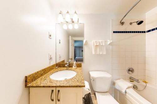Gallery image of Condo 413 at North Creek Resort by Vacasa in Blue Mountains