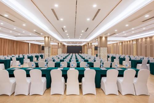 Konferenční prostory v ubytování Holiday Inn Chongqing University Town by IHG