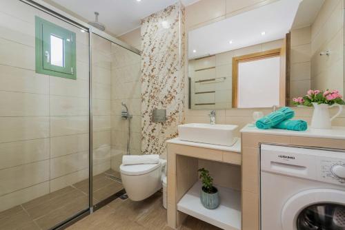 A bathroom at Gaia Beach House