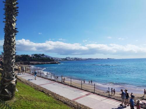 CACTUS's HOUSE, 150 m beach, 1 bdr, 4 guests, wifi, Netflix,