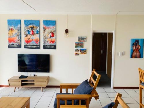 Μια τηλεόραση ή/και κέντρο ψυχαγωγίας στο Santana