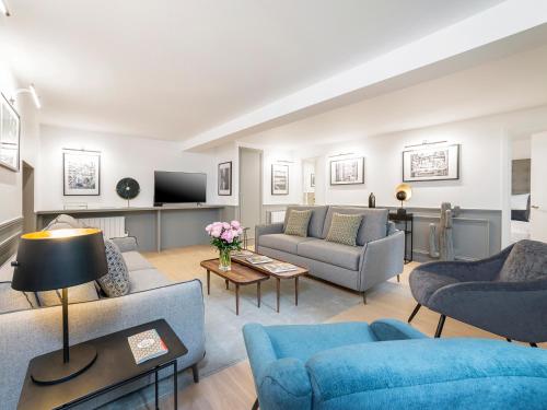 LivinParis - Luxury 3 Bedrooms Arc de Triomphe I