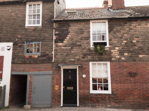 Knot Cottage