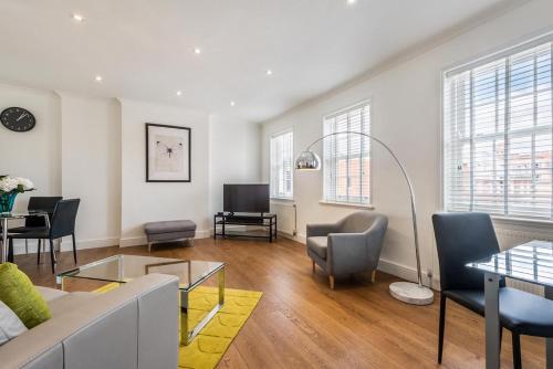 Chelsea - Sloane Avenue Apartments