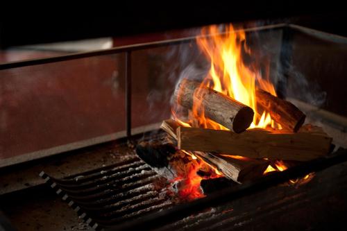 Kemudahan BBQ tersedia untuk tetamu di hotel