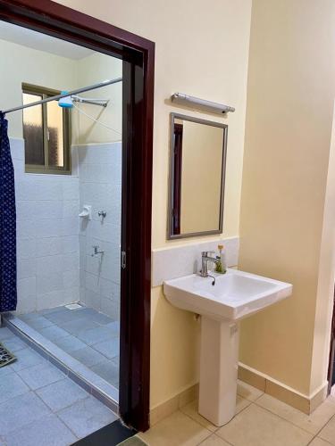 Bany a Peach Apartment