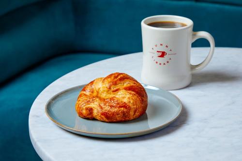 Morgenmad for gæster der bor på Virgin Hotels Nashville