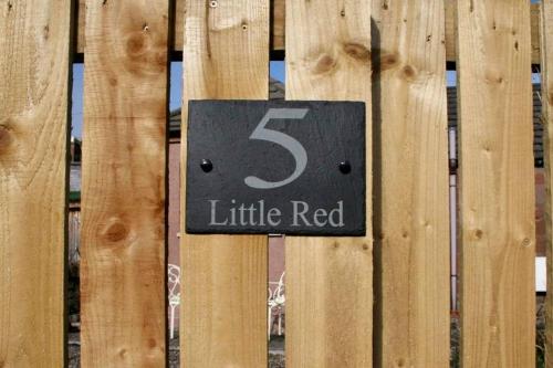 Fotografie z fotogalerie ubytování Little Red Kirriemuir v destinaci Kirriemuir