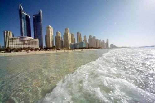 2br Beach front Sea View
