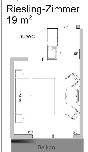 a diagram of a bedroom with a nursing zimeterimeter istg at Weinhaus Berg in Bremm