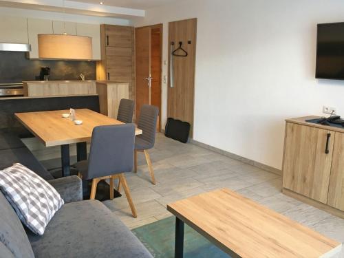 Kuchyň nebo kuchyňský kout v ubytování Haus Tirol