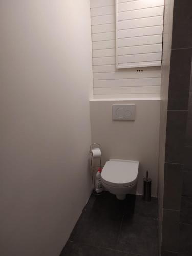 Un baño de The Place