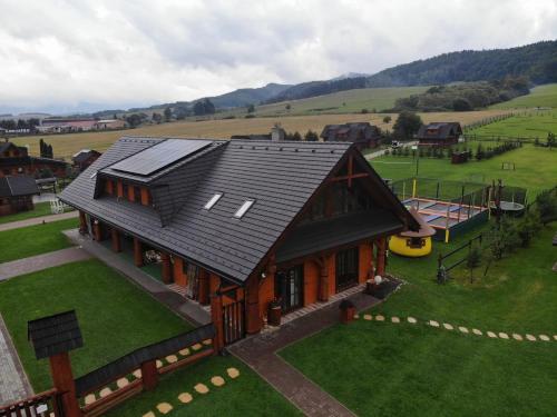 Nespecifikovaný výhled na hory nebo výhled na hory při pohledu z apartmánu