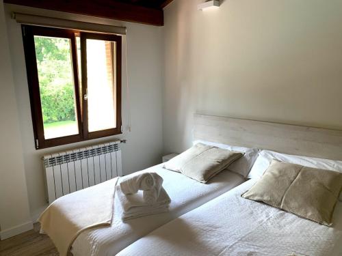 Φωτογραφία από το άλμπουμ του 2 Apartamentos en villa con piscina privada en Asturias El Marquesau σε Noriega
