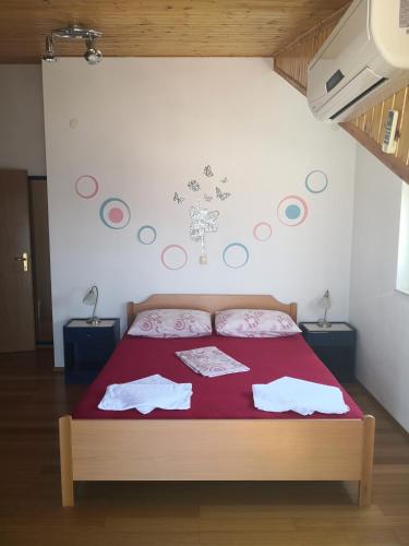 APARTMANI KREŠIĆ 1 HVAR