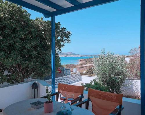 Gallery image of Blue Dolphin Antiparos Villas and Suites in Agios Georgios