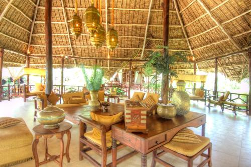 Gallery image of Breezes Beach Club and Spa in Bwejuu