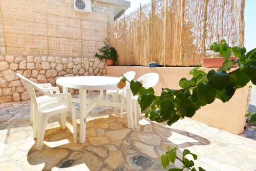 Gallery image of Apartments Barbati in Kustići