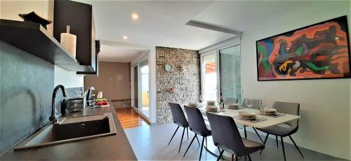 Apartment with heated pool, Villa Regina