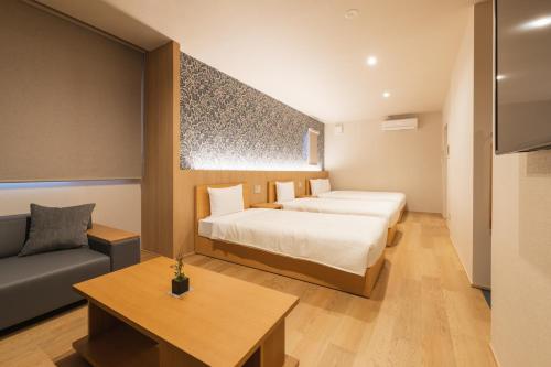 GRAND BASE Hakata Gofuku