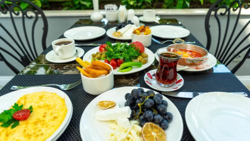 Gallery image of The Mori Club Hotel in Antalya