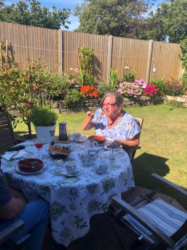 Κήπος έξω από το Jonan House