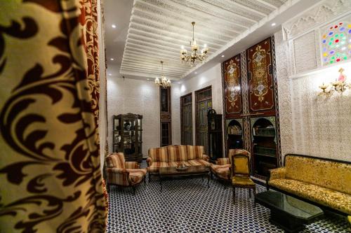 Posezení v ubytování Palais Shazam & SPA