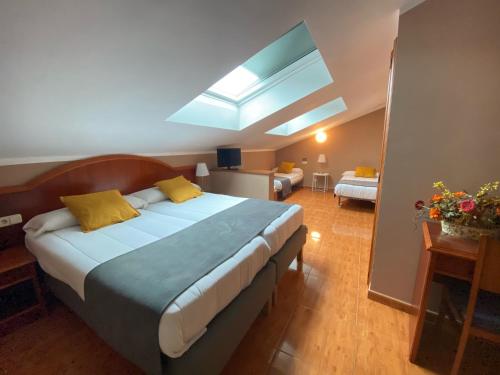 Imagem da galeria de Hotel - Apartamentos Peña Santa em Onís